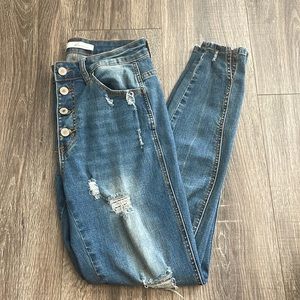 High waisted, 4 buttons, on trend, size 27 (7)
